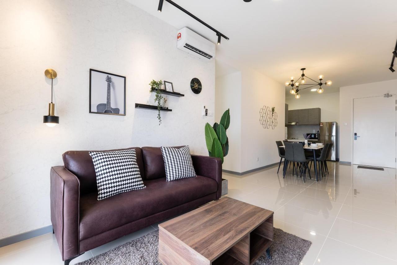 Апартаменти Contemporary United Point 6 Pax 现代风格 Desa Park & Mont Kiara Куала-Лумпур Екстер'єр фото