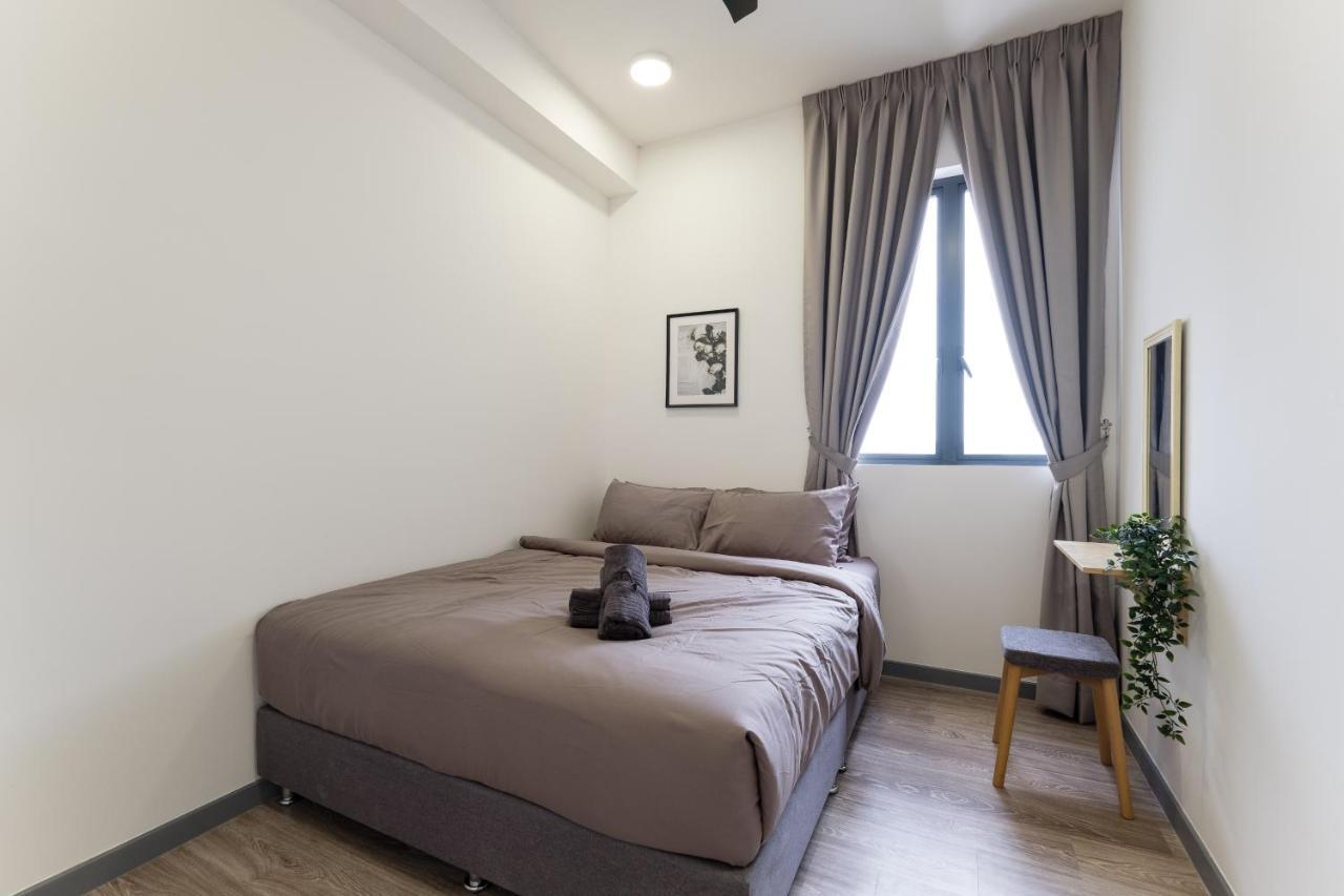 Апартаменти Contemporary United Point 6 Pax 现代风格 Desa Park & Mont Kiara Куала-Лумпур Екстер'єр фото